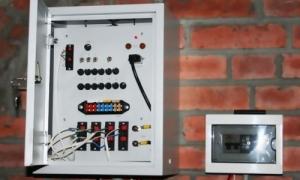 Черговий маразм у Криму: в сімферопольських храмах у дзвони битиме «електронний дзвонар» 