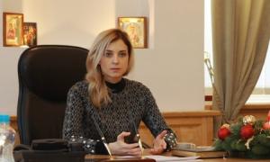 Кримська прокурорша «няш-мяш» має чоловіка і доньку