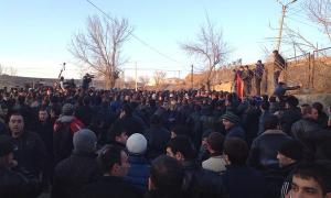 Вірменія повстала: військова база РФ в Гюмрі переведена на особливе положення