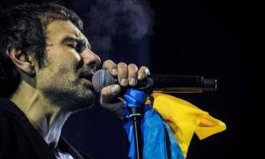 Вакарчук дасть грошей родичам загиблих у Волновасі