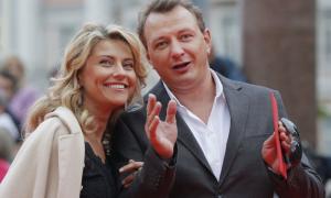 Дружина Марата Башарова не прийшла розлучатися