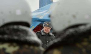 Порошенко готовий оголосити воєнний стан у всій країні