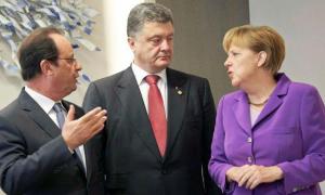 Порошенко обговорив з Меркель та Олландом виведення російських військ з України