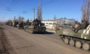 Чимало українських військових залишають Дебальцеве пішки