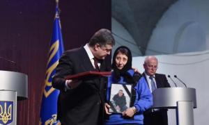 Порошенко: Ми на Майдані боролися не з Януковичем, він був маріонеткою