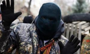 «Силовики» «ЛНР» зупиняють людей, що втікають у Росії, і віджимають золото і пенсії