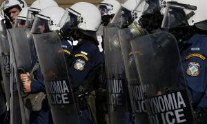 У Греції «коктейлями Молотова» протестують проти нової влади