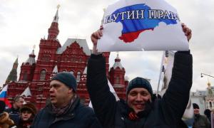 У Москві набирають «тверезих та красивих» на мітинг за анексію Криму