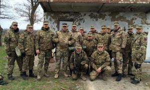 Бійці «Правого сектору» перейшли на контракт у Збройні сили