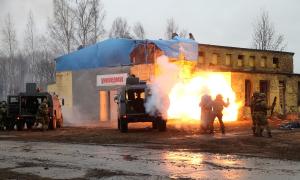 Російські поліцейські вчилися розганяти Майдан