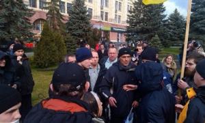 У Харкові сталися сутички між активістами та сепаратистами