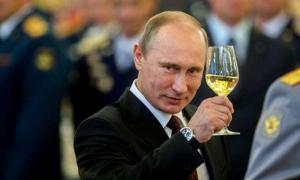 Путін божиться, що має лише скромну квартиру і дві «Волги» 