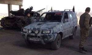 Після 5-годинних переговорів бійці «Правого сектора» вийшли з Пісків