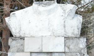 У російському місті обезголовили пам’ятник Леніну