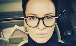 Даша Астаф’єва готується видати книгу зі своїми віршами