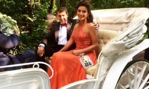 Жасмін вважає скандал навколо її чоловіка непорозумінням і політичною грою