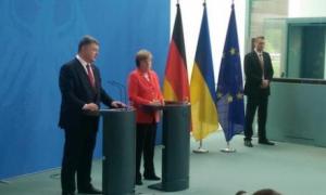 Порошенко нарахував понад 30 українців у застінках РФ