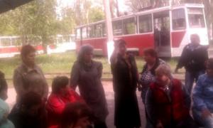 Трамвайники з окупованого Єнакієвого страйкували проти 8 місяців без зарплати