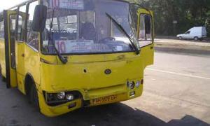 У Донецьку обурені пасажири маршрутки ледь не порвали терористів