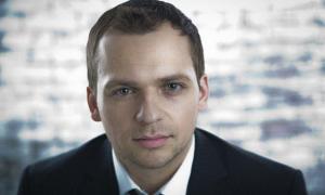 Актора Олексія Яніна вивели з коми