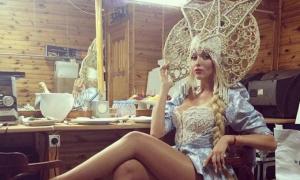 Оля Полякова вважає, що артистам, які виступають у Росії, треба давати медалі