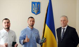 Сергій Міхалок може офіційно проживати в Україні