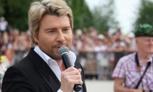 Басков підлещуються до Путіна і вішає петлю біля Порошенка