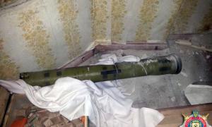 В Артемівському районі виявлено схованку зі зброєю та боєприпасами 