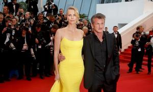 ЗМІ: Шарліз Терон напередодні весілля покинула Шона Пенна