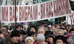 В «ЛНР» мітинг голодних вчителів пригрозили розганяти автоматними чергами