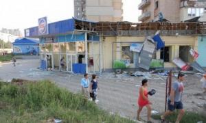 В окупованому Докучаєвську люди мітингують проти постійних обстрілів