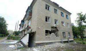 У розгромлену бойовиками Мар’їнку вдерлися мародери