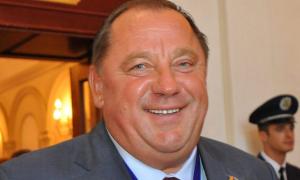 Скандального ректора-втікача Мельника виправдали