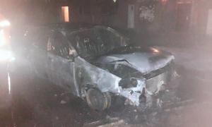 В Ужгороді згорів джип, що належить прокурору району 