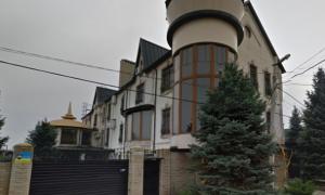 Ватажок «ДНР» Захарченко живе в маєтку, «віджатому» в місцевого бізнесмена 