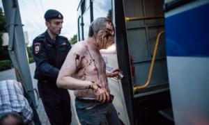 У Росії ОМОН затримав учасників «маршу ватників» 