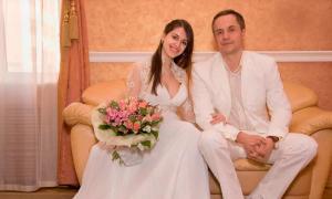 Російського актора Андрія Соколова покинула молода дружина