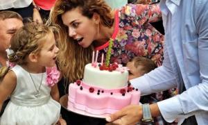 Анна Седокова відзначила день народження доньки з екс-чоловіком