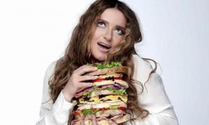 Наталі Могилевській, яка стрімко худне, стало погано