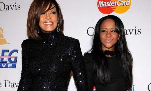 Донька Вітні Г’юстон померла 