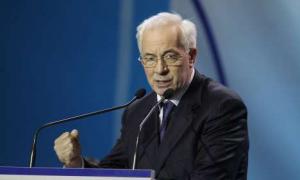 Азаров у Москві створює з числа політиків-утікачів «комітет порятунку» України