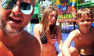 Потап відпочив з родиною в Монако 