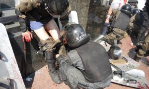 Остання інформація про постраждалих: поранено більше 50 нацгвардійців, один військовий помер