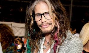 Лідер Aerosmith розповів росіянам, що він виріс на українському борщі