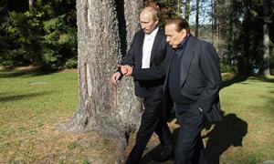 Путін разом із Берлусконі прилетів до Криму 