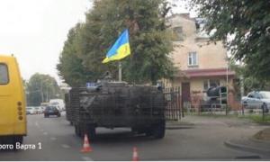 У Львові в аварію потрапив бронетранспортер