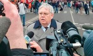 Російський телеканал «Рен-ТВ» «дофотошопив» американського посла до мітингу опозиції