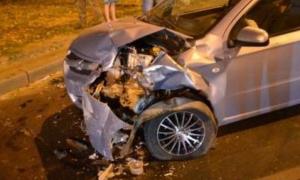 У Миколаєві п’яний офіцер військової поліції врізався в автівку на світлофорі
