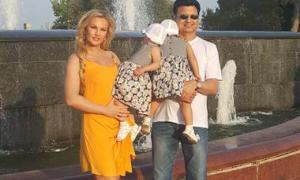 Камалія змалку привчає доньок до золота