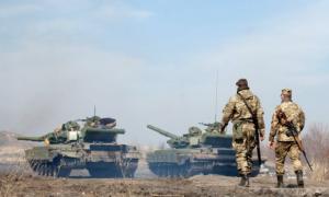 Військові чекають наказу, щоб почати відведення зброї на Луганщині 